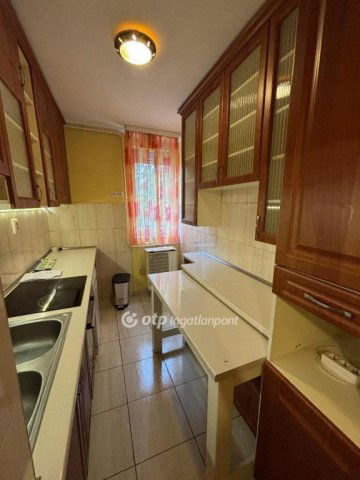 Eladó téglalakás, Miskolcon 33.9 M Ft, 2 szobás