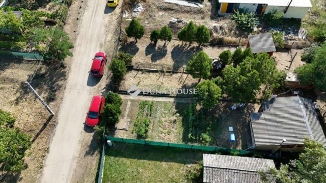 Eladó nyaraló, Dunaharasztin 19.9 M Ft, 2 szobás