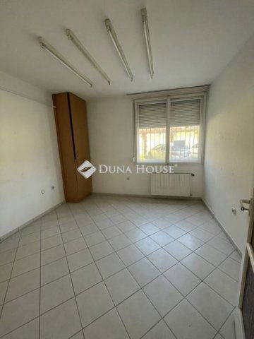 Kiadó üzlethelyiség, Zalaegerszegen 145 E Ft / hó