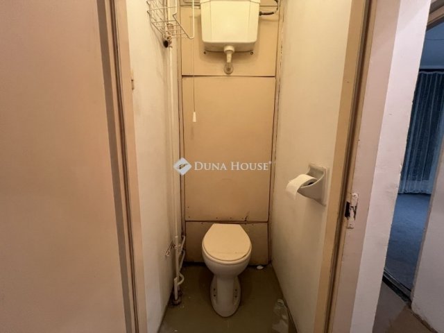 Eladó panellakás, Algyőn 47.5 M Ft, 1+1 szobás