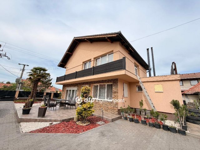 Eladó családi ház, Kiskőrösön 79.5 M Ft, 3+1 szobás
