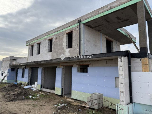 Eladó ikerház, Budapesten, XXIII. kerületben, Pál apostol utcában