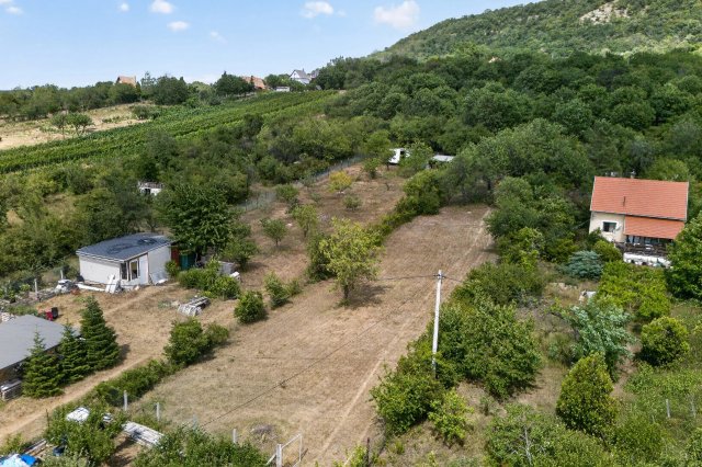 Eladó telek, Bajon 10 M Ft / költözzbe.hu