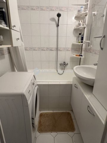 Eladó panellakás, Székesfehérvárott 44.9 M Ft, 2 szobás