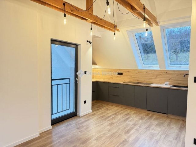 Eladó téglalakás, Pécsett 69.9 M Ft, 2 szobás