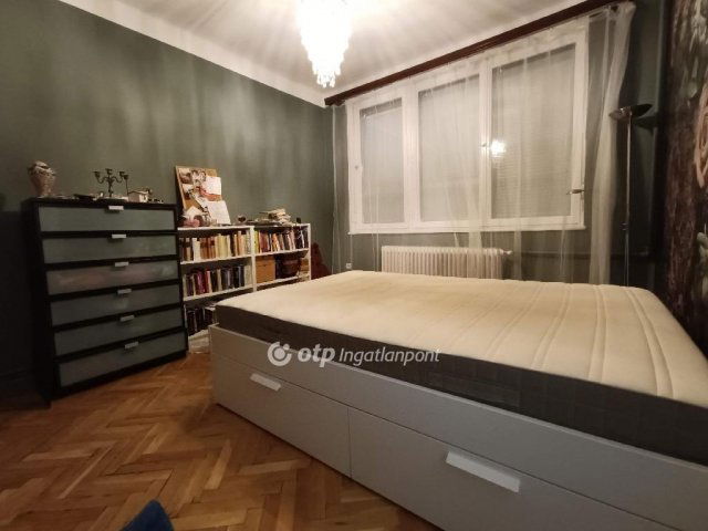 Eladó téglalakás, Solymáron 129.9 M Ft, 3 szobás