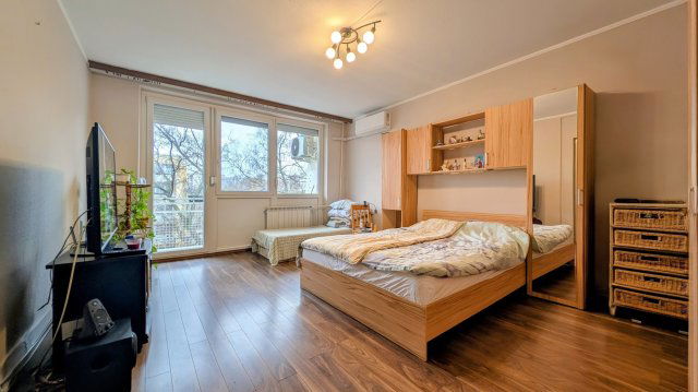 Eladó panellakás, Kecskeméten 44.8 M Ft, 2 szobás