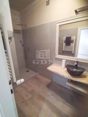 Eladó téglalakás, Budapesten, XX. kerületben 59.5 M Ft