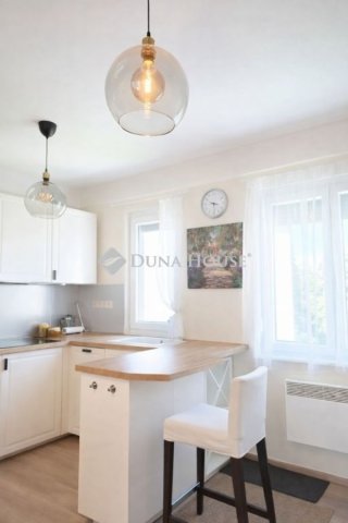 Eladó téglalakás, Budapesten, II. kerületben 99.9 M Ft, 2 szobás