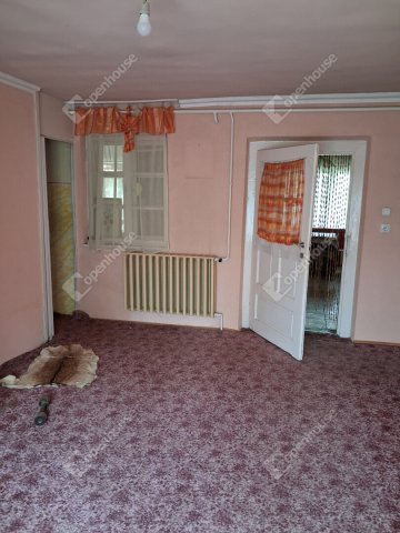 Eladó családi ház, Dalmandon 23.5 M Ft, 4 szobás