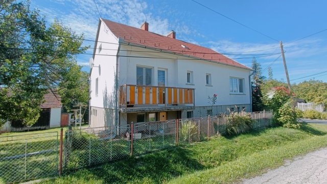 Eladó családi ház, Csonkahegyháton 59.9 M Ft, 5 szobás