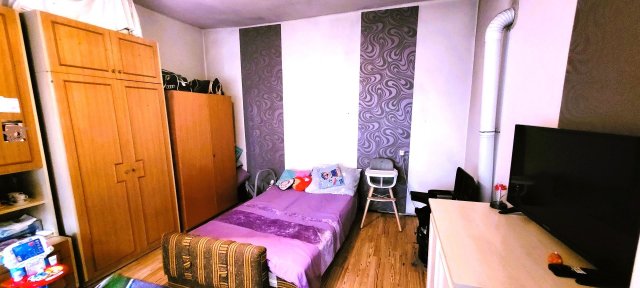 Eladó családi ház, Balatonkenesén 49.9 M Ft, 1 szobás