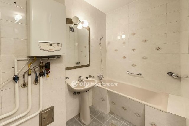 Eladó téglalakás, Budapesten, XI. kerületben 139 M Ft, 4 szobás