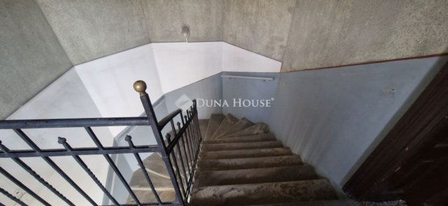 Eladó téglalakás, Szegeden 44.9 M Ft, 2 szobás
