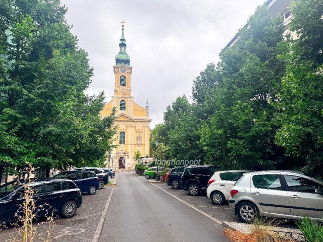 Eladó téglalakás, Budapesten, I. kerületben 132.9 M Ft, 3 szobás
