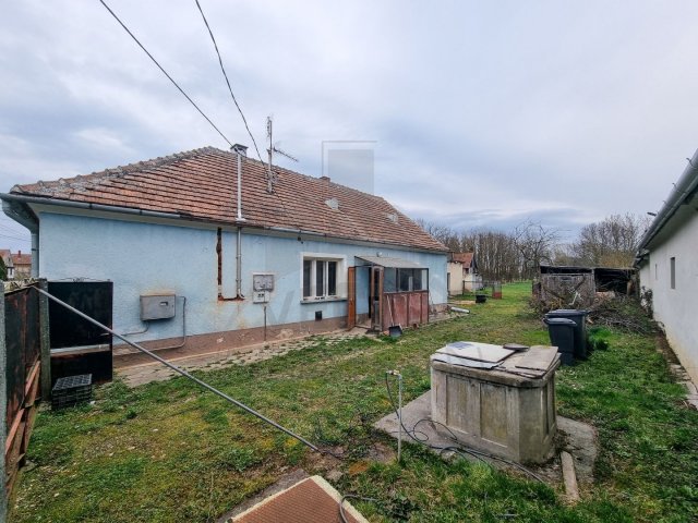 Eladó családi ház, Meggyeskovácsin 17.9 M Ft, 3 szobás