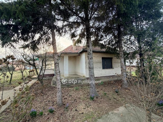 Eladó családi ház, Szentpéterszegen 15 M Ft, 2+1 szobás