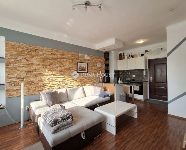 Eladó téglalakás, Budapesten, XVI. kerületben 63.49 M Ft