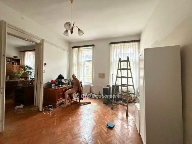 Eladó téglalakás, Budapesten, VII. kerületben 79.9 M Ft