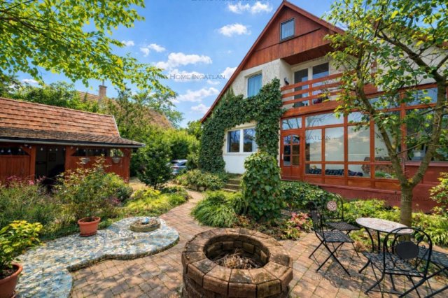 Eladó családi ház, Pilisborosjenőn 190 M Ft, 5+1 szobás