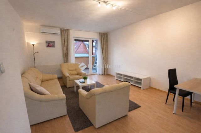 Eladó téglalakás, Dunakeszin 85 M Ft, 3 szobás