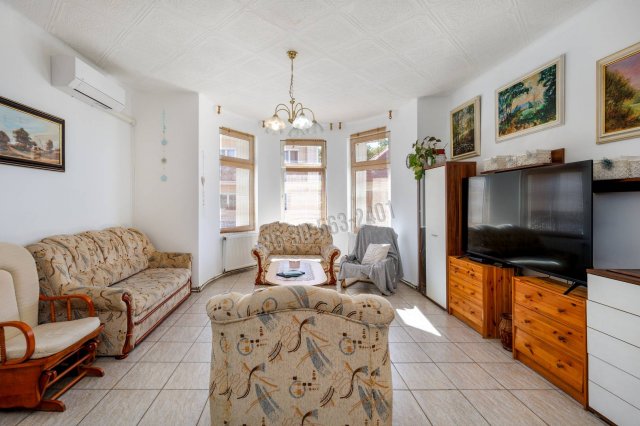 Eladó családi ház, Sárisápon 59.9 M Ft, 4 szobás