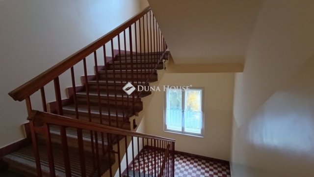 Eladó téglalakás, Kecskeméten 79.99 M Ft, 2 szobás