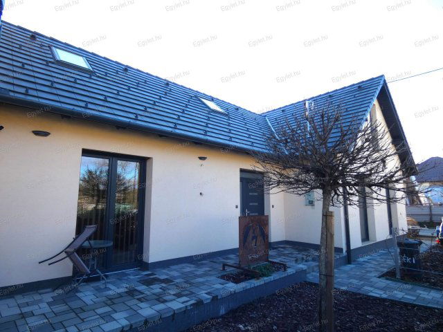 Eladó ikerház, Budapesten, XVII. kerületben 114.9 M Ft, 5 szobás