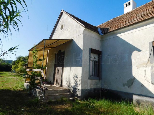 Eladó családi ház, Pécselyen 96 M Ft, 2 szobás