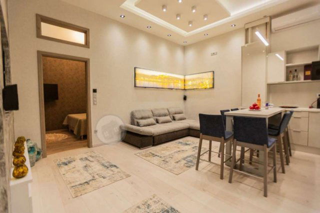 Kiadó téglalakás, albérlet, V. kerületben, Régi posta utcában