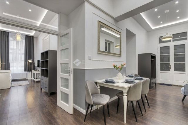 Eladó téglalakás, Budapesten, V. kerületben 179 M Ft, 4 szobás