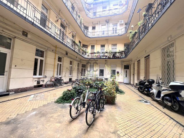 Eladó téglalakás, Budapesten, IX. kerületben 44.9 M Ft, 1 szobás