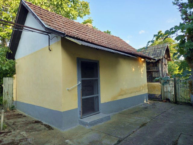 Eladó családi ház, Dávodon 5.9 M Ft, 2+1 szobás