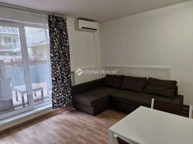 Kiadó téglalakás, albérlet, Budapesten, VIII. kerületben