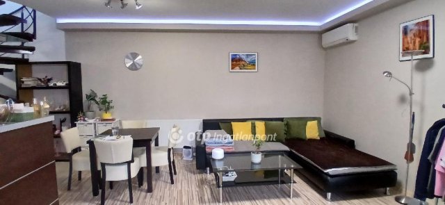 Eladó téglalakás, Budapesten, VI. kerületben 149 M Ft, 2 szobás