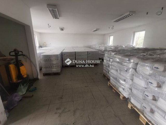 Eladó ipari ingatlan, Vecsésen 269.9 M Ft / költözzbe.hu