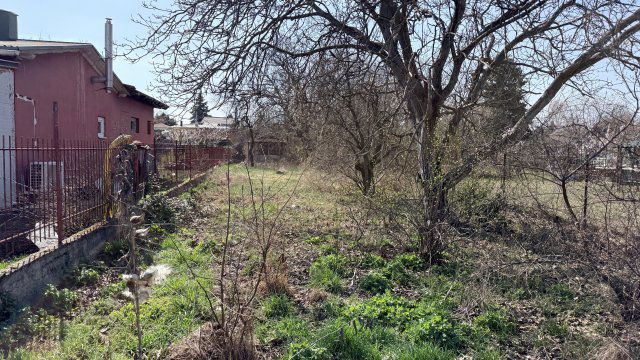 Eladó mezogazdasagi ingatlan, Dunaharasztin 25 M Ft