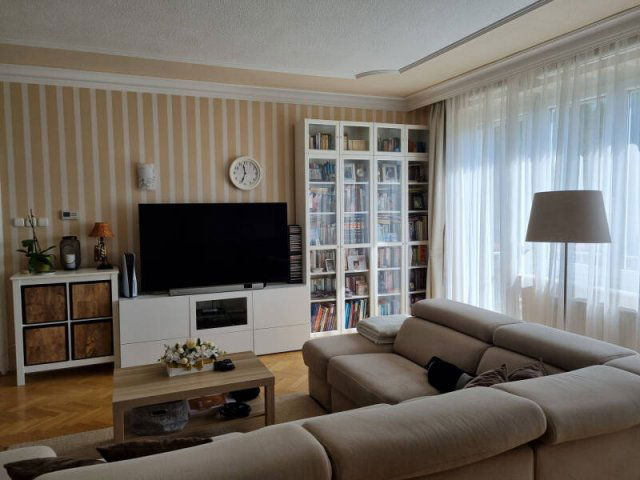 Eladó családi ház, Pilisvörösváron 187 M Ft, 5 szobás