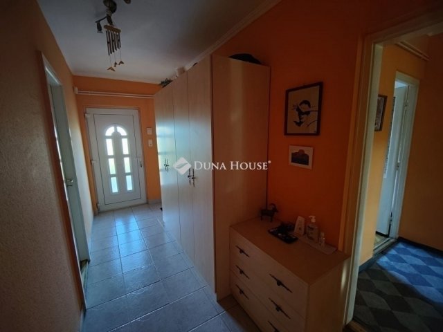 Eladó ikerház, Budapesten, XVIII. kerületben 79.9 M Ft, 3 szobás