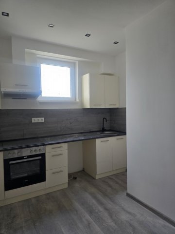 Eladó téglalakás, Debrecenben 62.9 M Ft, 2 szobás