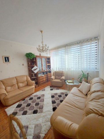 Eladó téglalakás, Nyíregyházán 42 M Ft, 3 szobás