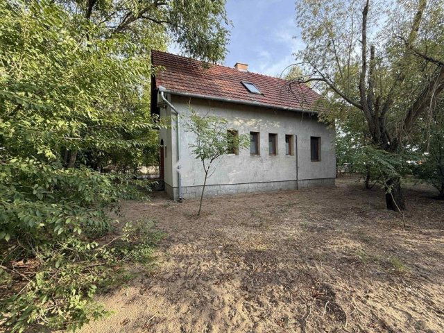 Eladó családi ház, Ballószögön 74.9 M Ft, 4 szobás