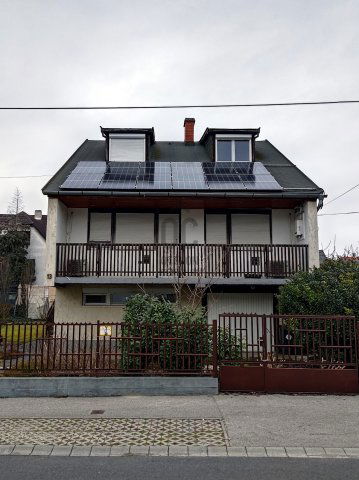 Eladó családi ház, Győrött 124.9 M Ft, 6 szobás