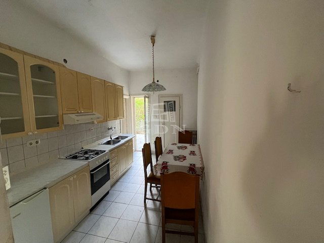 Eladó családi ház, Budapesten, XIV. kerületben 174 M Ft