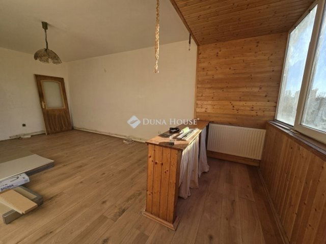 Eladó téglalakás, Pécsett 28.9 M Ft, 1 szobás