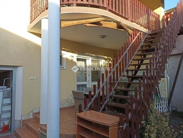 Eladó ikerház, Szegeden 117 M Ft, 5 szobás / költözzbe.hu