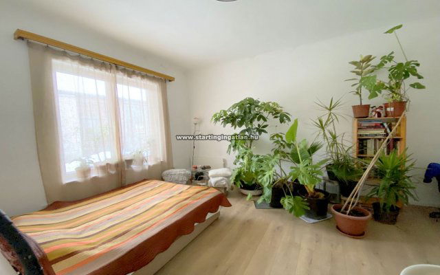 Eladó téglalakás, Budapesten, XV. kerületben, Rákos úton