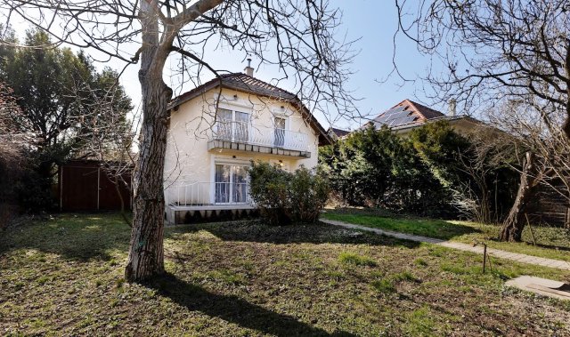 Eladó családi ház, Budapesten, III. kerületben 159 M Ft