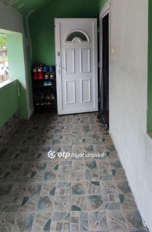 Eladó családi ház, Pápán 17.5 M Ft, 2+1 szobás