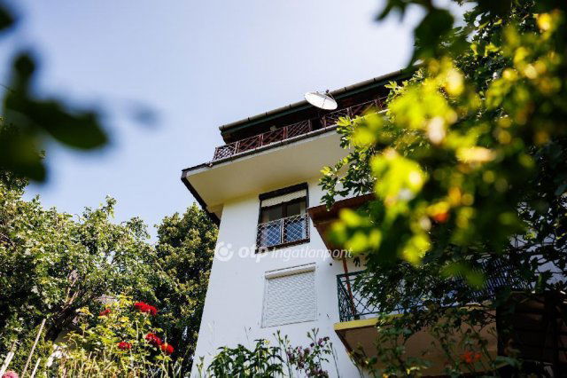 Eladó téglalakás, Budapesten, II. kerületben 169 M Ft, 4 szobás